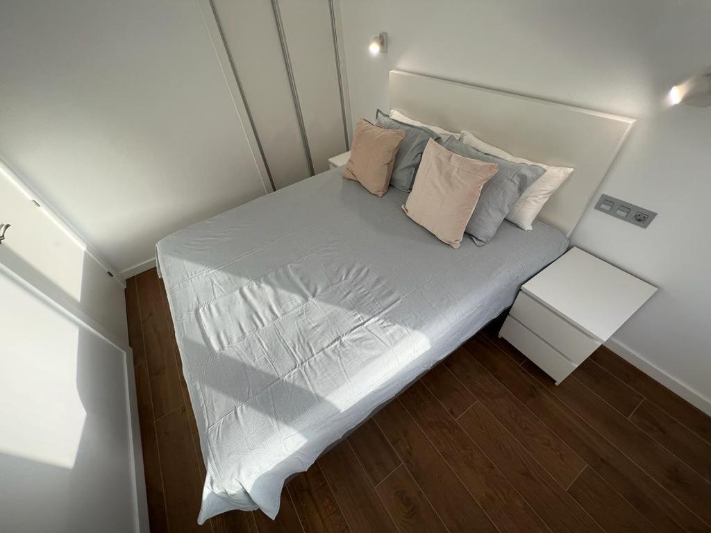 Malagueta 1 Linea De Playa Apartment Malaga Ngoại thất bức ảnh