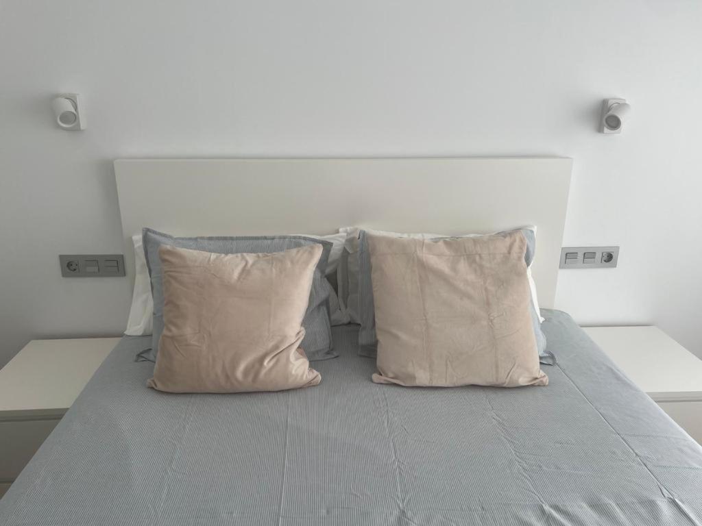 Malagueta 1 Linea De Playa Apartment Malaga Ngoại thất bức ảnh