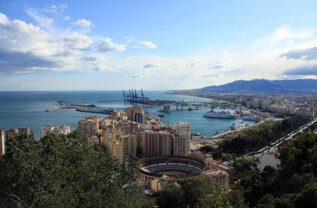 Malagueta 1 Linea De Playa Apartment Malaga Ngoại thất bức ảnh